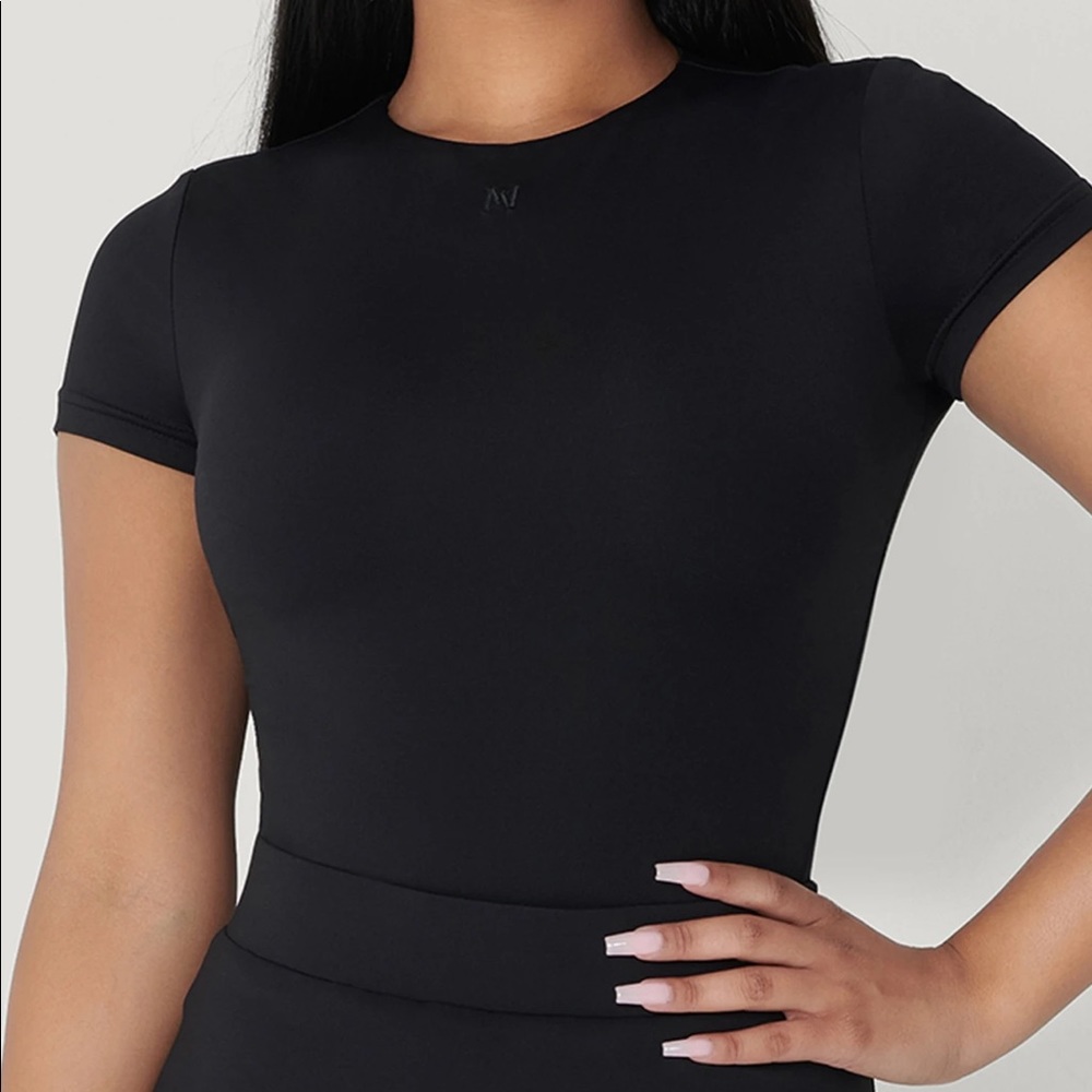 Meshki Black Short Sleeve Bodysuit Size S